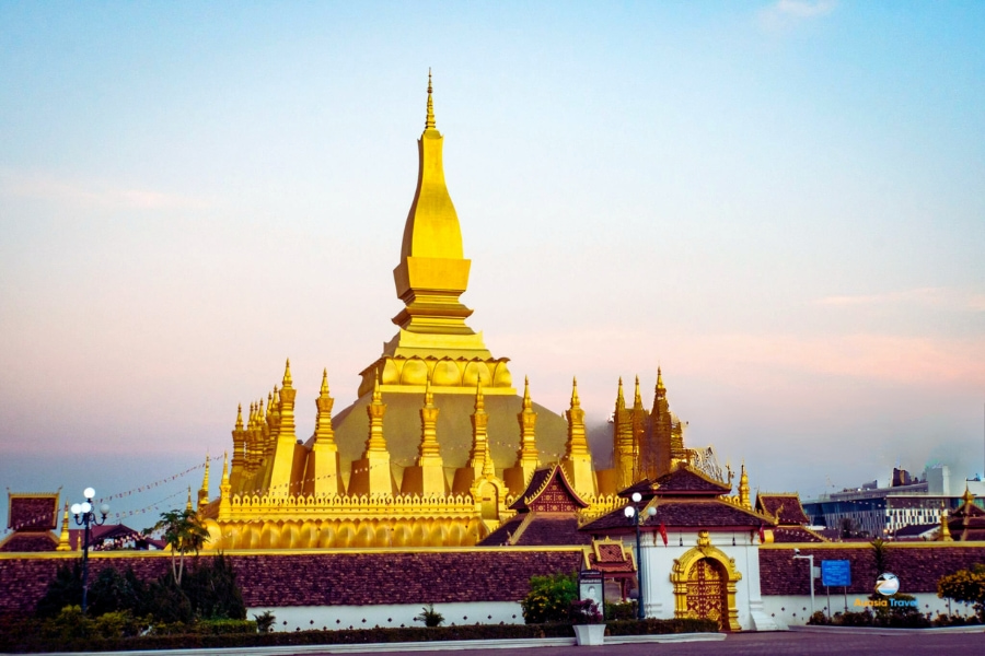 Golden Pha That Luang Stupa in Vientiane Laos landmark – Auasia Travel